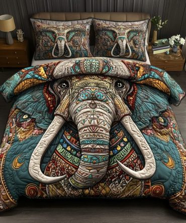 Trunk Treasures 3-Piece Quilted Bedding Set