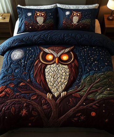 Twilight Watcher 3-Piece Quilted Bedding Set