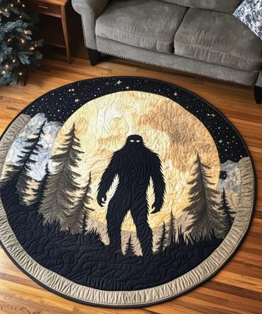 Untamed Beast Quilted Round Mat