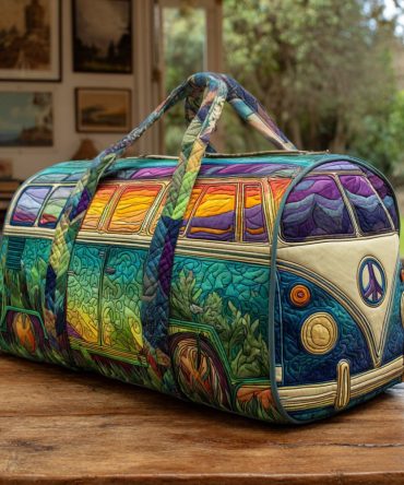 Vintage Spirit Quilted Duffle Bag - Retro Travel & Gym Bag with Unique Design