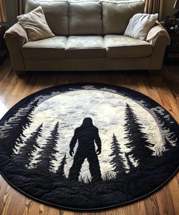 Wild Tracks Quilted Round Mat