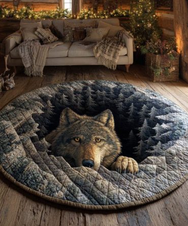 Wolf Grotto Snow Quilted Round Mat