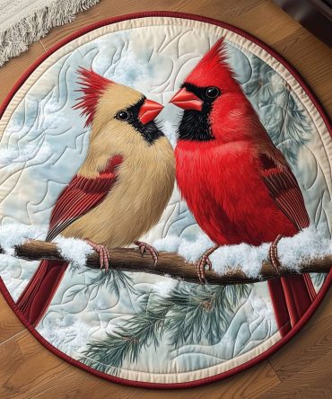 Cardinal Pair Quilted Round Mat