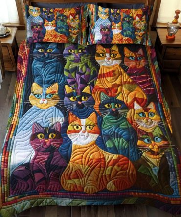 Whimsical Cat 3-Piece Quilted Bedding Set
