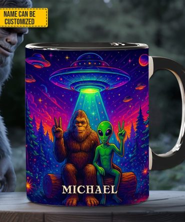 Intergalactic Buddies – Personalized Bigfoot & Alien Accent Mug