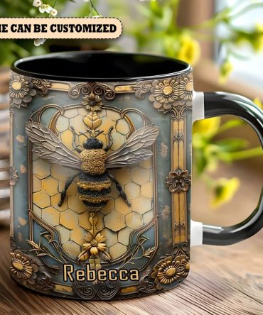 Vintage Bee Personalized Accent Mug