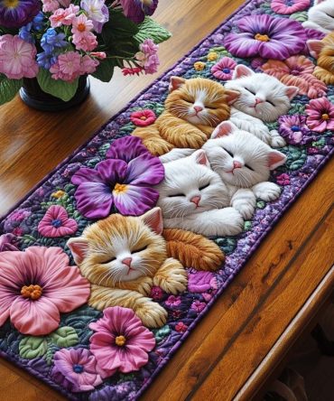 Cat Quilted Table Runner