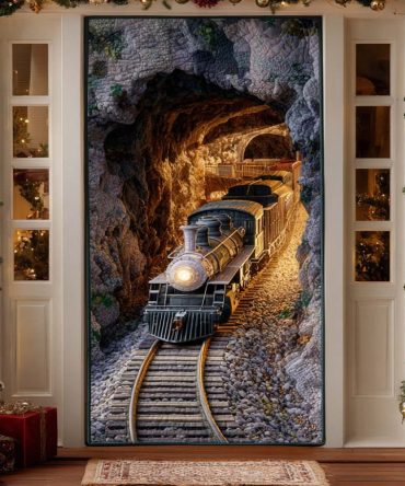 Golden Holiday Gateway Quilted Door Cover