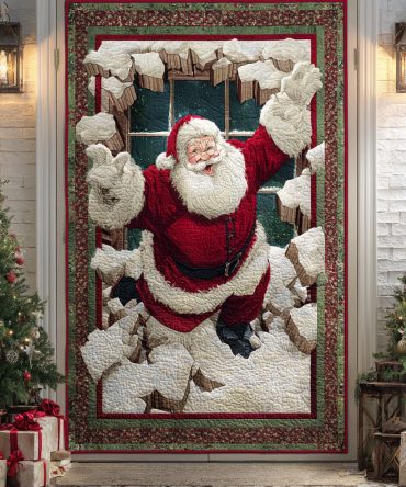 Jolly Arrival Quilted Door Cover