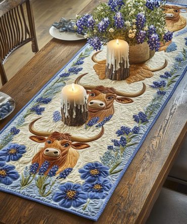 Longhorn Grace Quilted Table Runner