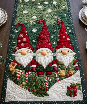 Noel Nooks Quilted Table Runner