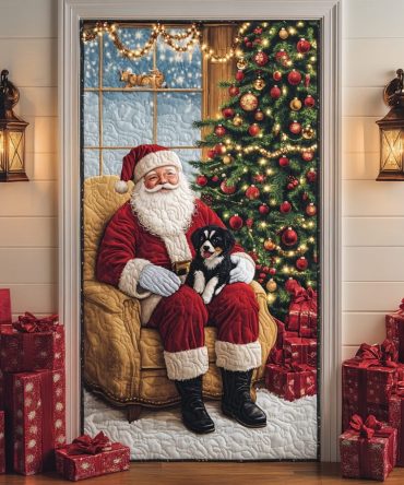 Santa Moment Quilted Door Cover