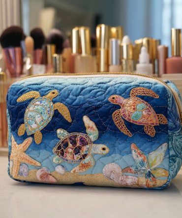 Turtle Flow Quilted Makeup Bag
