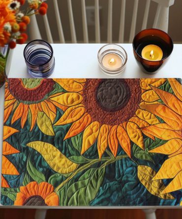 Elegant Sunflower Quilted Placemat — Bright Floral Table Mat, Fade-Resistant Cotton, Machine Washable, Summer Kitchen & Gift-Ready Accent