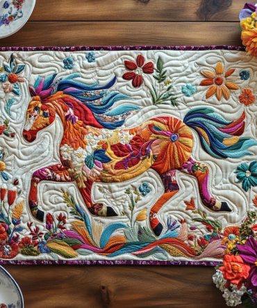 Elegant Horse Art Quilted Placemats — Artistic Equestrian Table Decor, Colorful Cotton Quilting, Durable & Machine-Washable