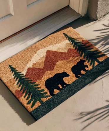 Bear Lodge Entry Mat — Lodge-Style Coir Doormat With Bear Scene, Heavy-Duty Non-Slip Outdoor Welcome Rug For Rustic Porches