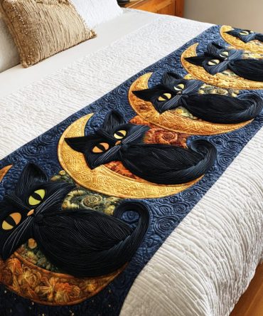 Black Velvet Quilted Bed Runner — Elegant Dark Bedding Accent For Sophisticated Bedrooms, Reversible Decorative Scarf