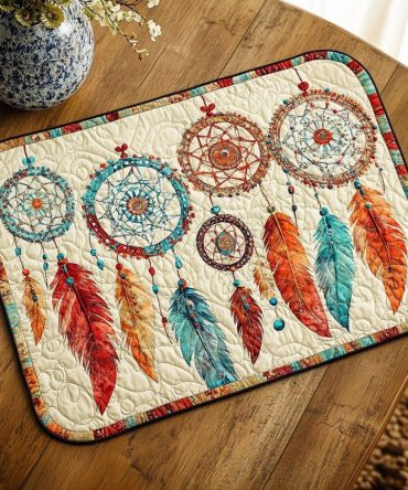 Celestial Quilt Dining Placemat — Starry Pattern Table Accent, Heat-Resistant & Padded Protection for Evening Entertaining