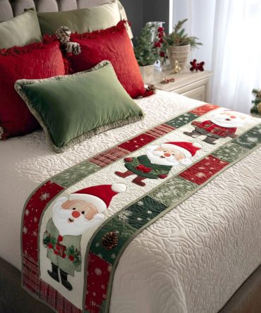 Cheerful Evergreen Quilted Bed Runner - Bright Green Holiday Runner With Classic Tree Motif, Quilted Festive Bedding Accent, Reversible, Washable