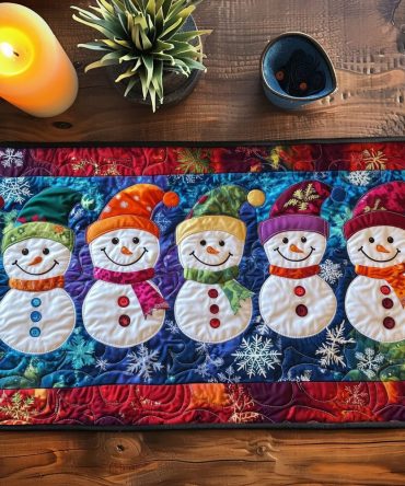Chilly Cheer Festive Quilted Placemat — Winter Holiday Table Mats With Snowflake Motif, Heat-Resistant & Machine-Washable
