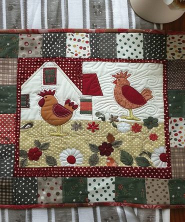Classic Country Chicken Quilted Table Placemat — Rustic Farmhouse Cotton Placemat for Cozy Kitchens, Durable & Machine Washable
