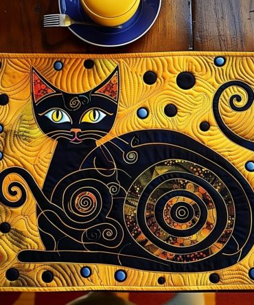 Dreamy Secret Haven Cat Quilted Placemat — Cozy Cat Hideaway Table Mat, Cotton Padded, Machine Washable, Decorative & Practical