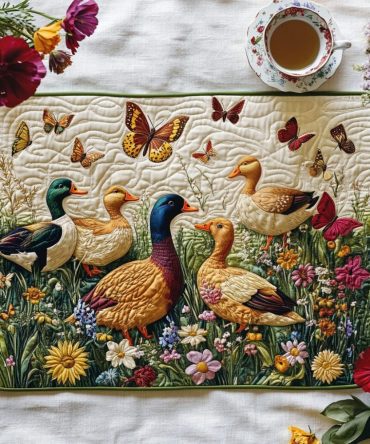 Premium Duck Quilted Placemat — Handmade Cotton Table Mat for Rustic & Farmhouse Dining, Heat-Resistant, Machine Washable