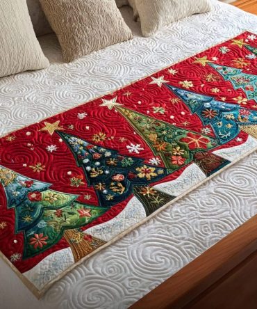 Festive Dream Quilted Bed Runner - Holiday Bedding Accent With Plush Quilting, Reversible Pattern For Queen & King Beds, Easy-Care Home Decor