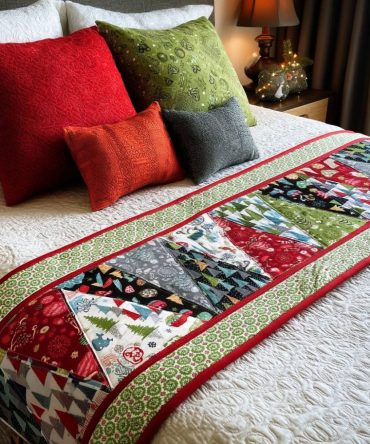 Festive Patchwork Quilted Bed Runner - Colorful Holiday Patch Motif For Christmas Bedding, Reversible Quilted Accent, Durable Cotton Blend