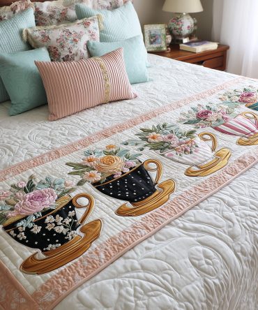 Floral Teapot Waltz Quilted Bed Scarf — Charming Teapot & Flower Runner For Vintage Cottage Bedrooms, Quilted Accent For Cozy Styling