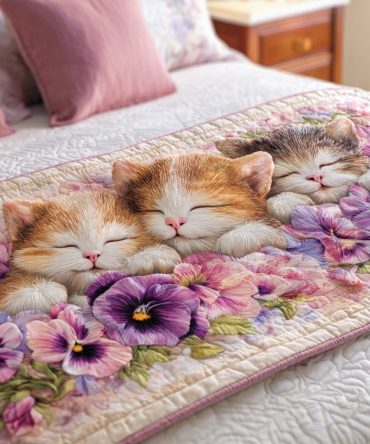 Flower Naps Quilted Bed Runner — Charming Floral Quilted Bed Scarf, Soft Botanical Accent For Bedroom Year-Round Or Seasonal Styling