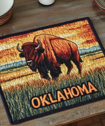 Frontier Dreams Quilted Cotton Placemat — Vintage Western Scenic Mat for Country Dining, Lodge Decor & Robust Everyday Protection