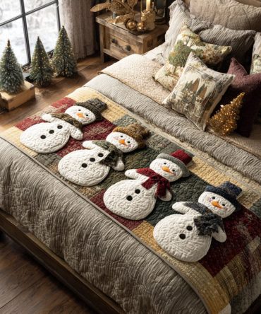 Festive Snowman Quilted Bed Scarf - Winter Bedroom Runner, Soft Stitched Accent, Holiday Decor, Machine-Washable Cozy Layer