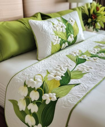 Garden Hymn Quilted Bed Runner — Classic Botanical Bed Scarf For Timeless Bedroom Styling, Durable Quilting & Easy Maintenance
