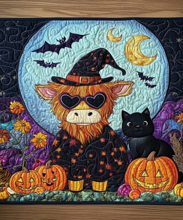 Ghostly Cow Quilted Placemat — Eerie Cow Silhouette Halloween Table Mat, Quilted Cotton Placemat for Spooky Fall Tablescape — Machine Washable & Gift-Ready