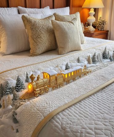 Luxury Golden Express Quilted Bed Runner , Metallic-Inspired Bed Scarf For Queen & King, Reversible, Elegant Accent