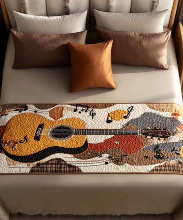 Golden Fret Quilted Bed Runner — Luxe Metallic Accent Bed Scarf With Warm Gold Tones, Reversible Cotton-Blend Runner For Elegant Spaces