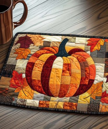Harvest Moon Quilted Autumn Placemat — Crescent Moon & Pumpkin Motif, Cozy Fall Table Accent, Quilted Cotton, Durable & Machine-Washable