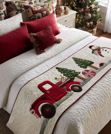 Holiday Pickup Quilted Bed Runner — Vintage Truck & Tree Motif, Festive Rustic Bedding Accent, Soft Cotton-Blend, Reversible