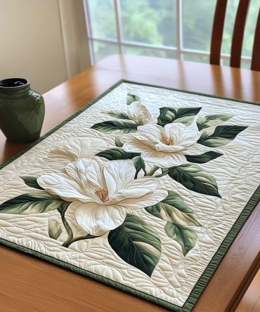 Magnolia Belle Quilted Placemat - Southern Charm Floral Table Decor, Soft Cotton, Reversible, Machine Washable, Elegant Entertaining Mat