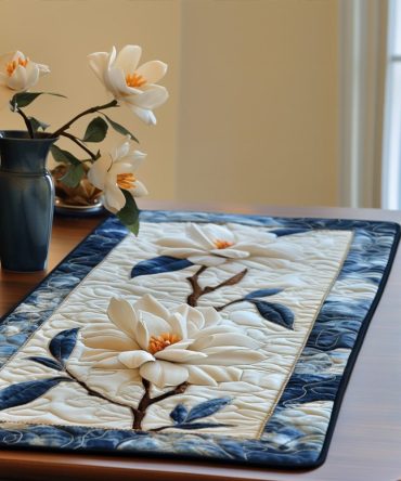 Magnolia Bloom Quilted Dining Placemat — Elegant Floral Cotton Table Mat, Soft Padding, Heat-Resistant & Machine Washable