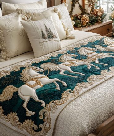 Majestic Steed Quilted Holiday Bed Scarf — Elegant Horse-Scene Christmas Runner, Luxury Reversible Bedding Accent For Guest & Master Beds