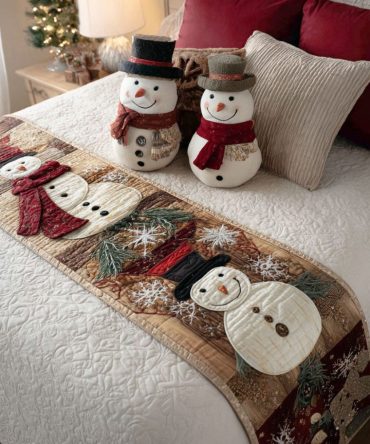 Merry Frost Quilted Bed Scarf — Icy Elegance Holiday Bedding Accent For Queen & King, Soft Blue-White Winter Style