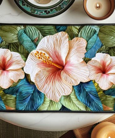 Hibiscus Bloom Quilted Dining Placemat — Bold Tropical Floral Table Protector, Vibrant Summer Kitchen Decor & Soft Quilted Finish