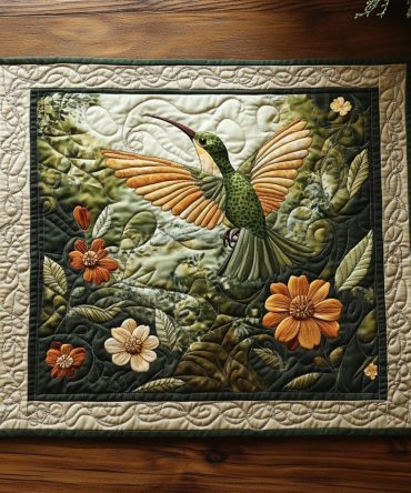 Nature-Inspired Quilted Placemat — Graceful Leaf Motif Cotton Table Mat for Eco-Friendly Dining and Everyday Protection