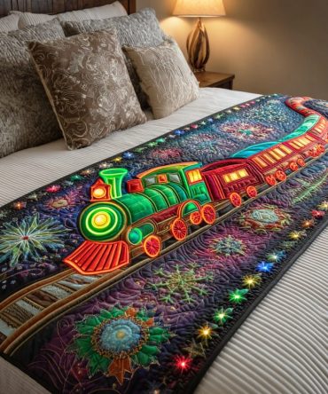 Northlight Rail Quilted Bed Runner – Cozy Winter Rail Design Bed Scarf For Seasonal Home Styling , Soft Quilted Accent Throw