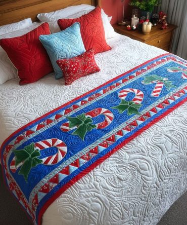 Peppermint Holiday Quilted Bed Runner - Festive Red & White Candy-Cane Accent For Christmas Bedroom Decor, Cotton-Blend Luxury