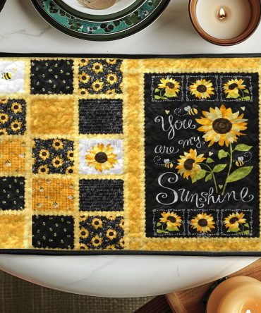 Sunshine Quote Quilted Placemat — 'You Are My Sunshine' Cotton Table Mat for Cheerful Kitchen Decor, Soft, Protective & Easy-Care, Gift-Ready