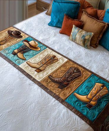 Prairie Charm Quilted Bed Scarf — Rustic Floral Bed Runner Accent, Reversible Cotton-Blend Throw For Farmhouse & Country Bedrooms, Easy Care