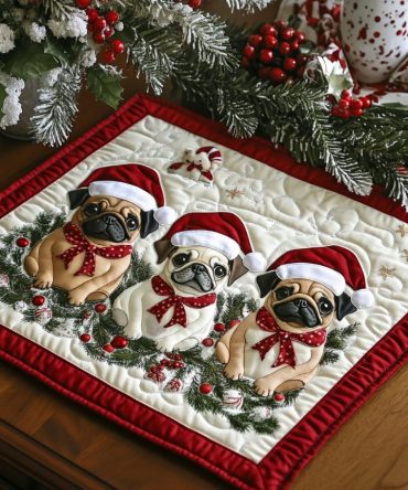Pug Quilted Placemat — Cute Pug Face Table Mat for Dog Lovers, Soft Cotton, Non-Slip Backing, Durable, Great Gift for Pug Owners
